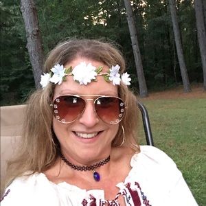 Meet your Posher, Tami